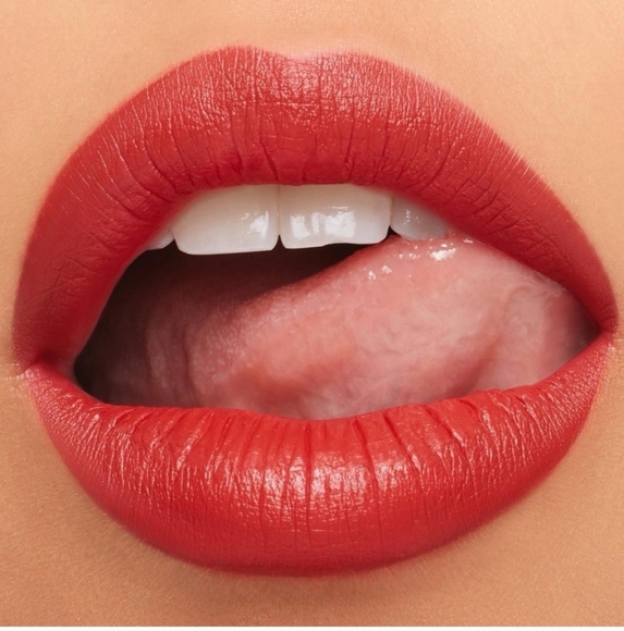 Mac Matte Lipstick in Chili - NIB - Picture 3 of 5